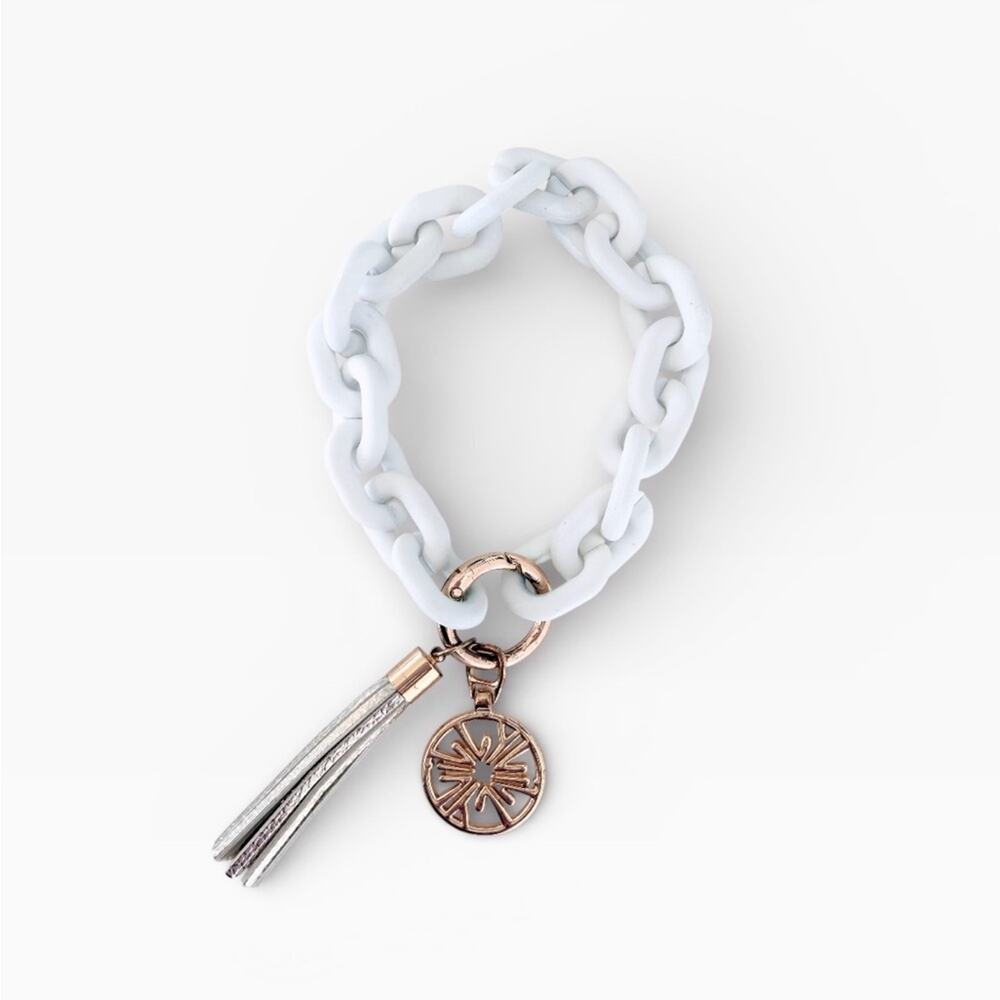 Lilly Pulitzer White Chain and Gold Hardware Wristlet with Tassel